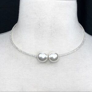 Single Rhinestone Row Pearl End Choker Necklace
